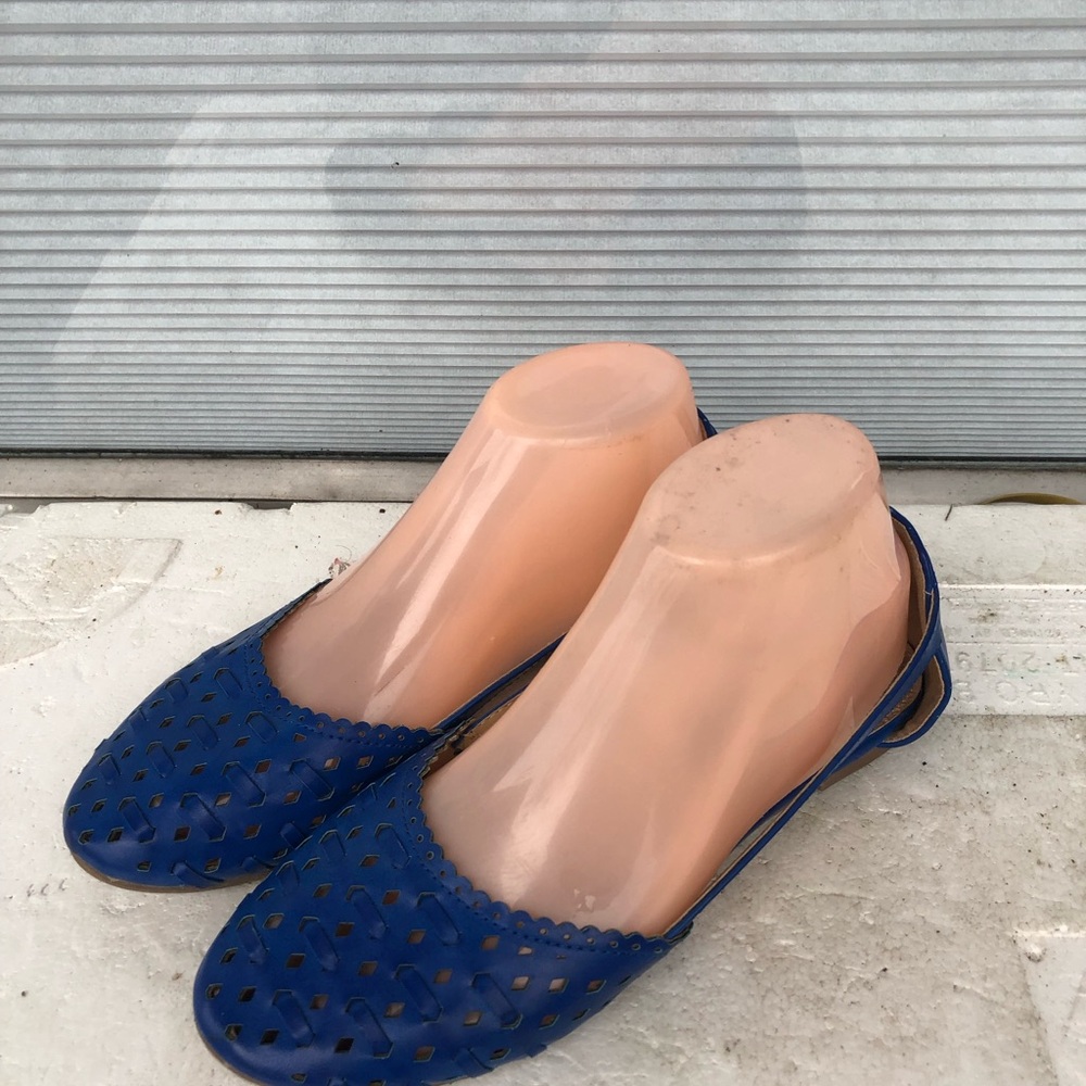 GREATONU Womens Blue Cut Out Closed Toe Ballets Flats Shoes Size 38/7.5
